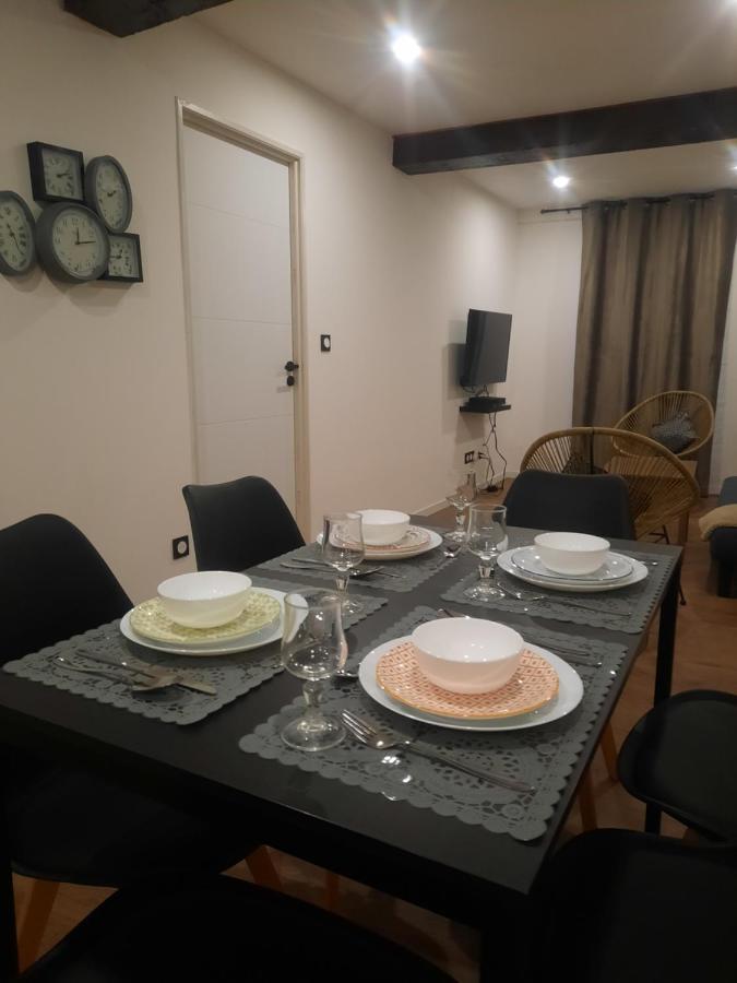 TrévouxLe Refuge Du Bonheurアパートメント エクステリア 写真
